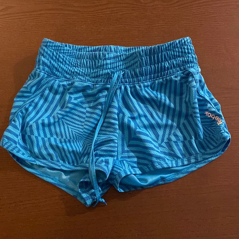 Reebok shorts size XS